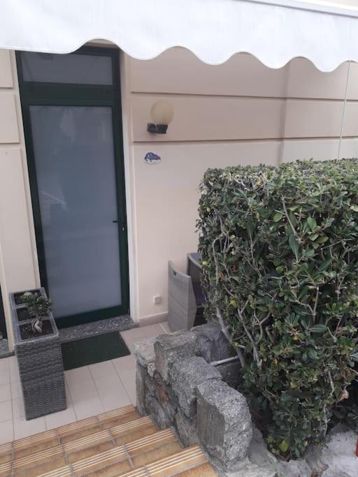 La Casa Di Anna, In Palazzina Liberty Fronte Parco Daire Bordighera Dış mekan fotoğraf